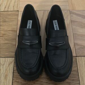 Steve Madden Black Loafers